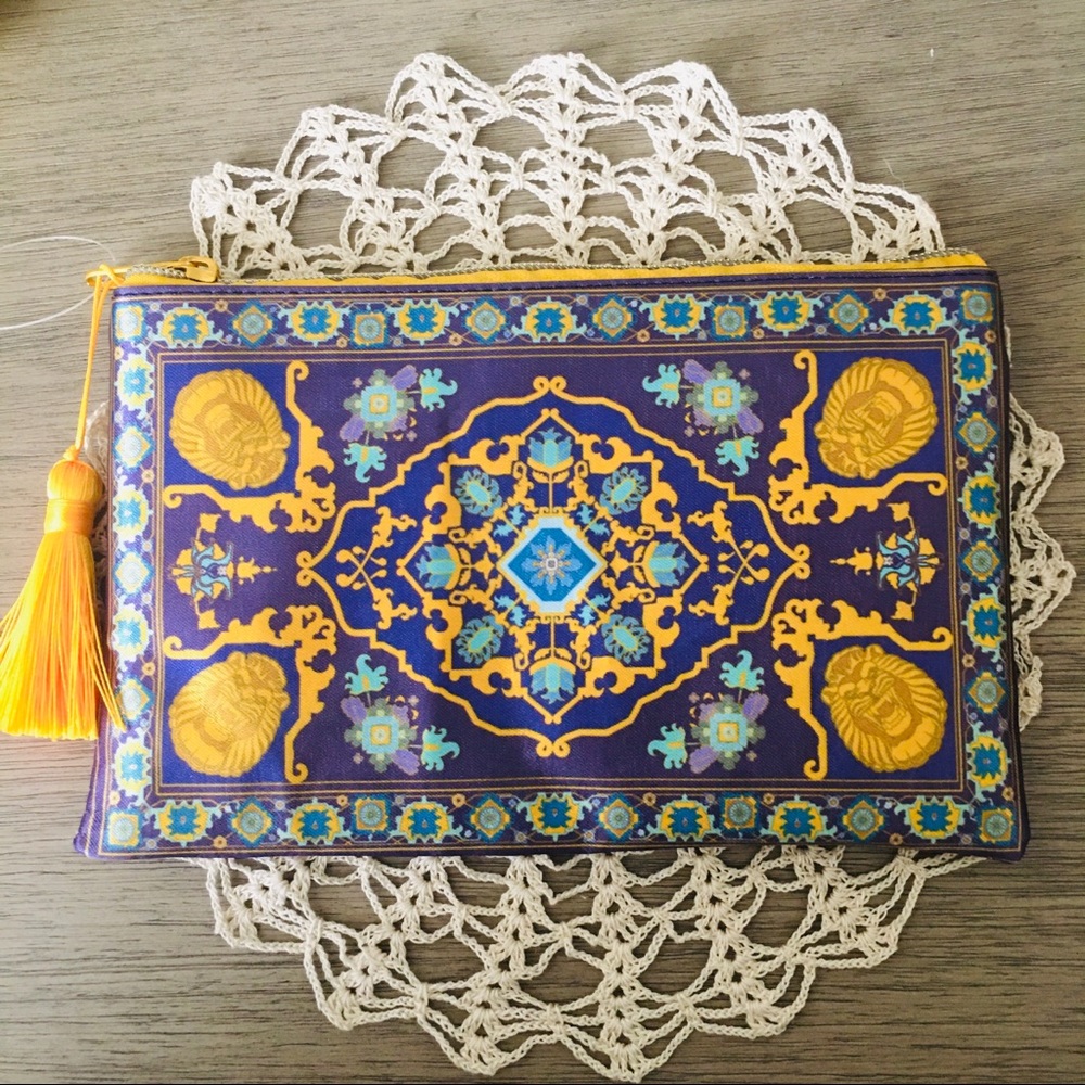 2/$30 Disney Aladdin Carpet Cosmetic Bag Case - Picture 4 of 8
